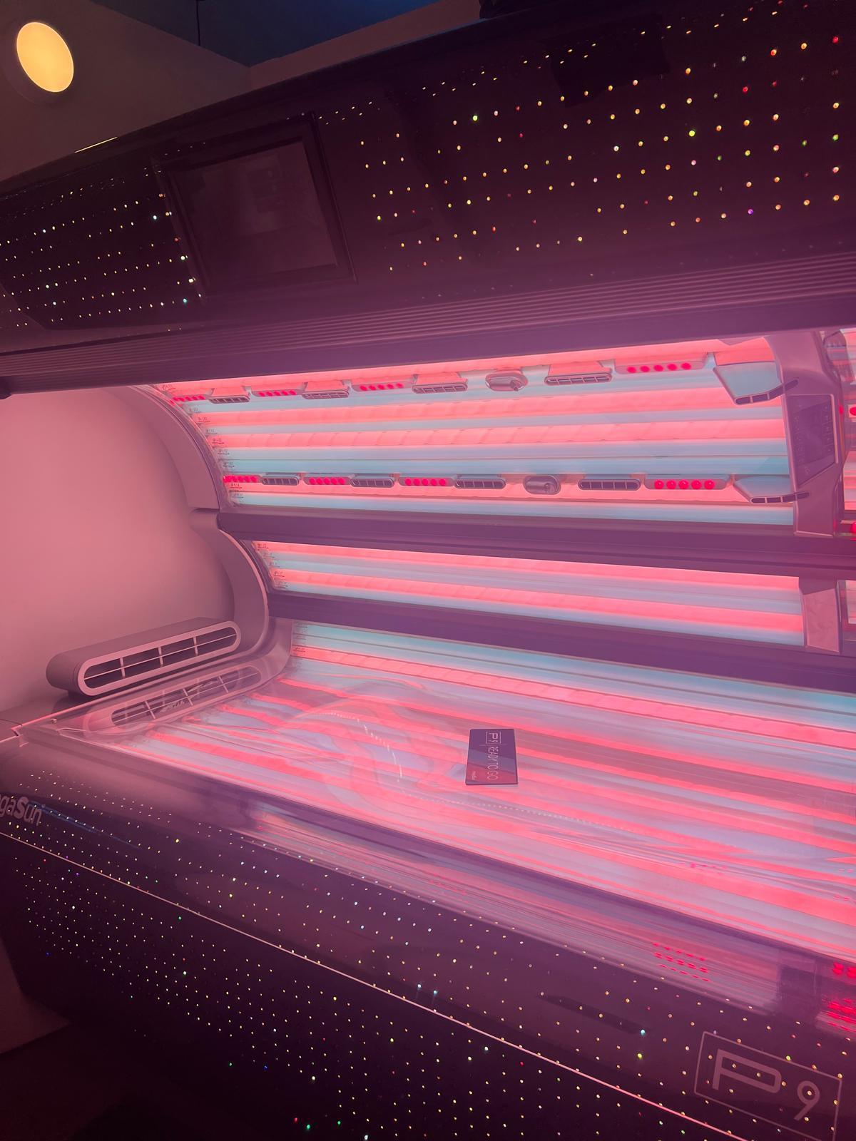 MegaSun P9 Star Power sunbed